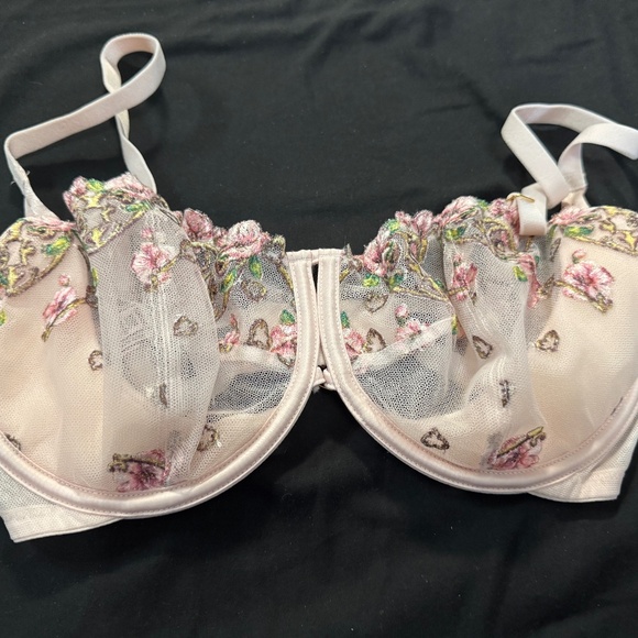 NWOT Victoria’s Secret Dream Angels Push-Up without Padding Bra - Picture 1 of 4